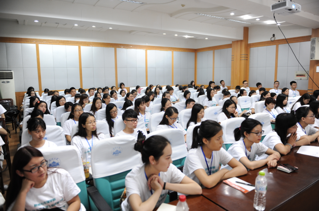 太阳成集团tyc234cc2014年优秀老员工暑期夏令营成功举办