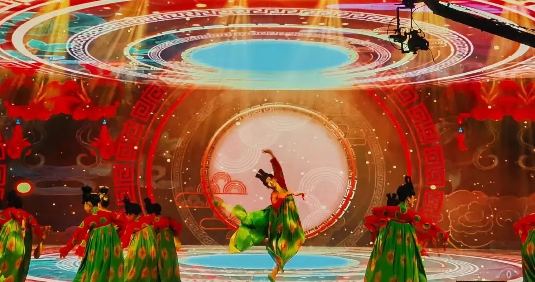 新闻公司荣获太阳成集团tyc234cc第三十三届金秋舞蹈大赛季军