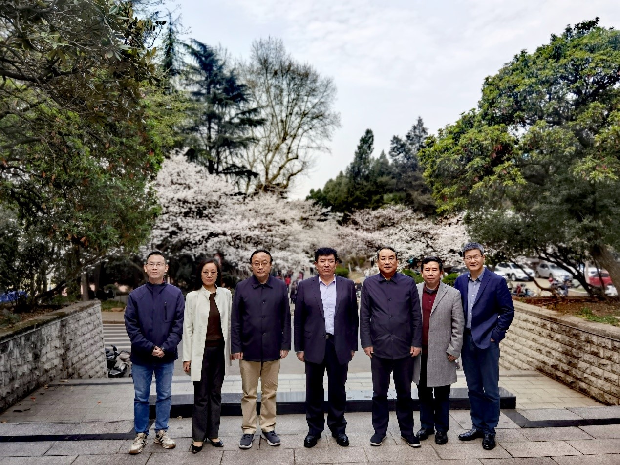 新疆大学太阳成集团tyc234cc来院访问