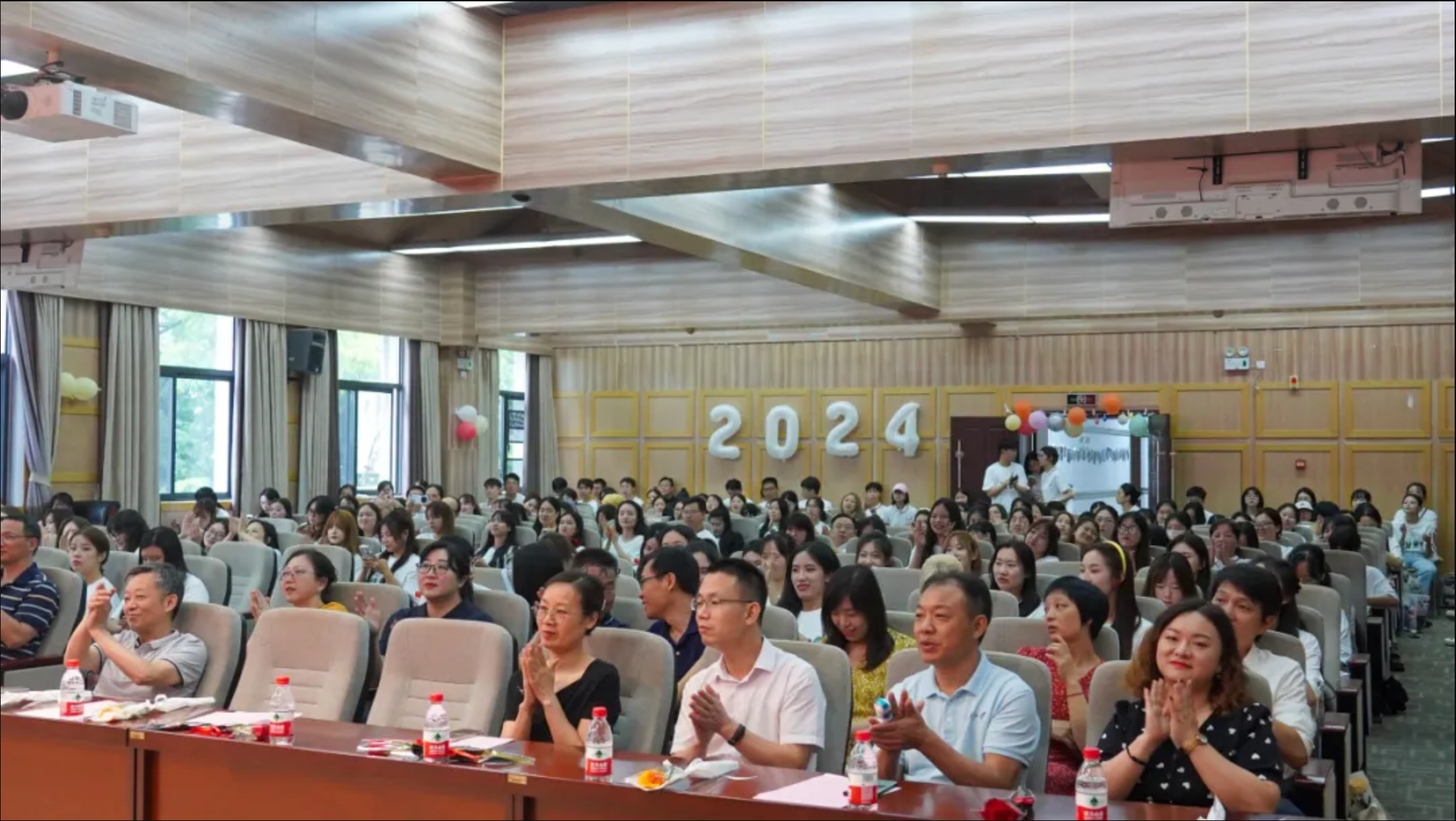 毕业季 | 太阳成集团tyc234cc2024届毕业仪式隆重举行